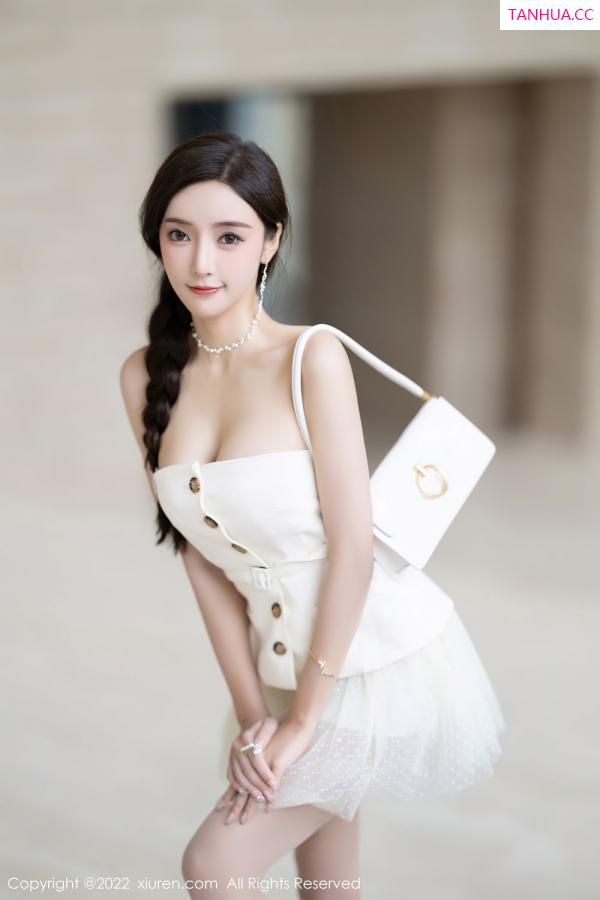 王馨瑶  [XiuRen]高清写真图 2022.09.02 No.5539 王馨瑶yanni第5张图片